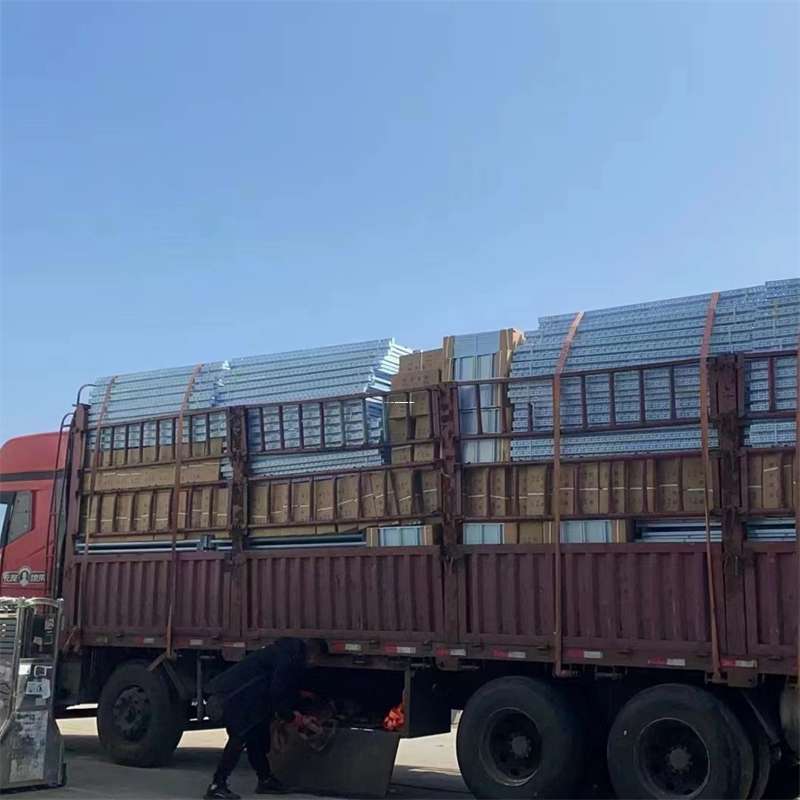 黑龙江绥化绥棱县到新疆阿勒泰富蕴县物流公司，一站式服务